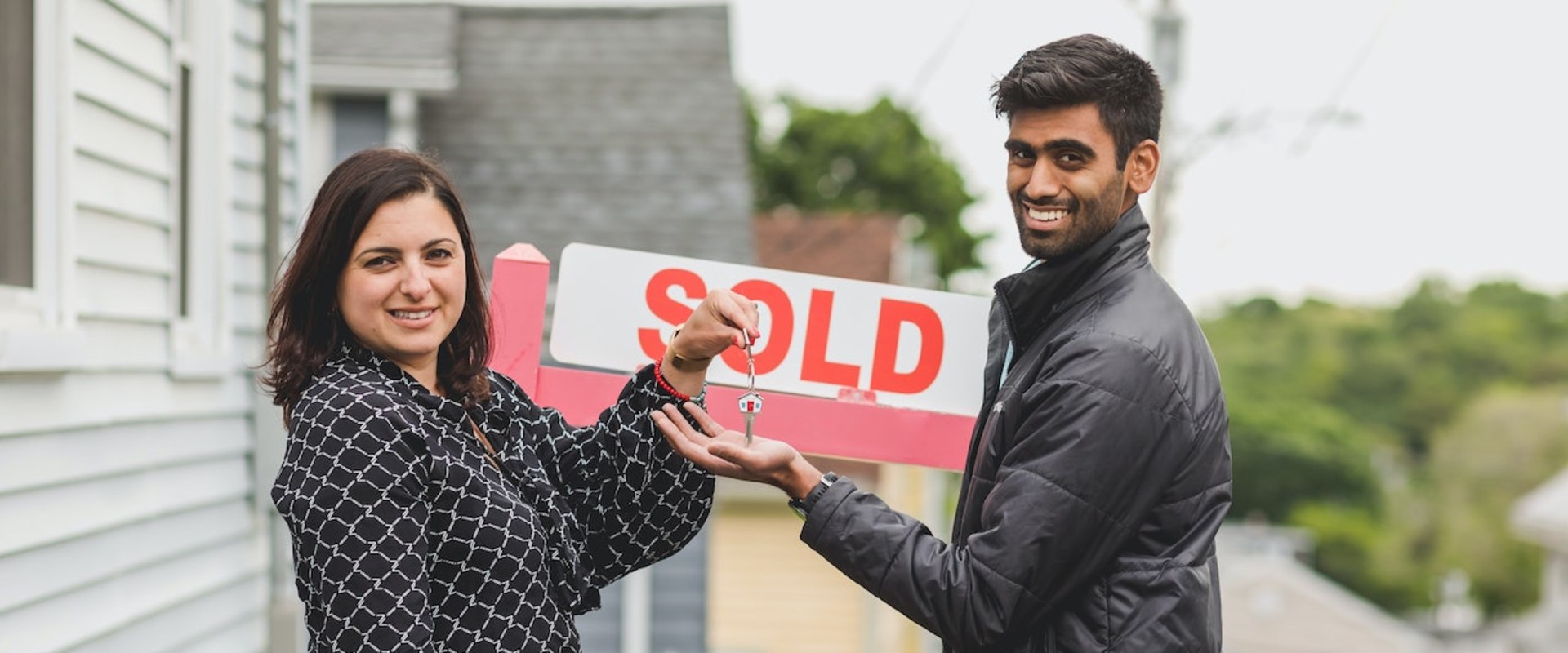 Real Estate: Privileges Of Working With A Realtor In Franklin When Buying A Home In Buyer's Market?