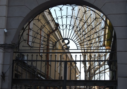 Navigating Sarasota's Buyer’s Market: Sell Your House Fast